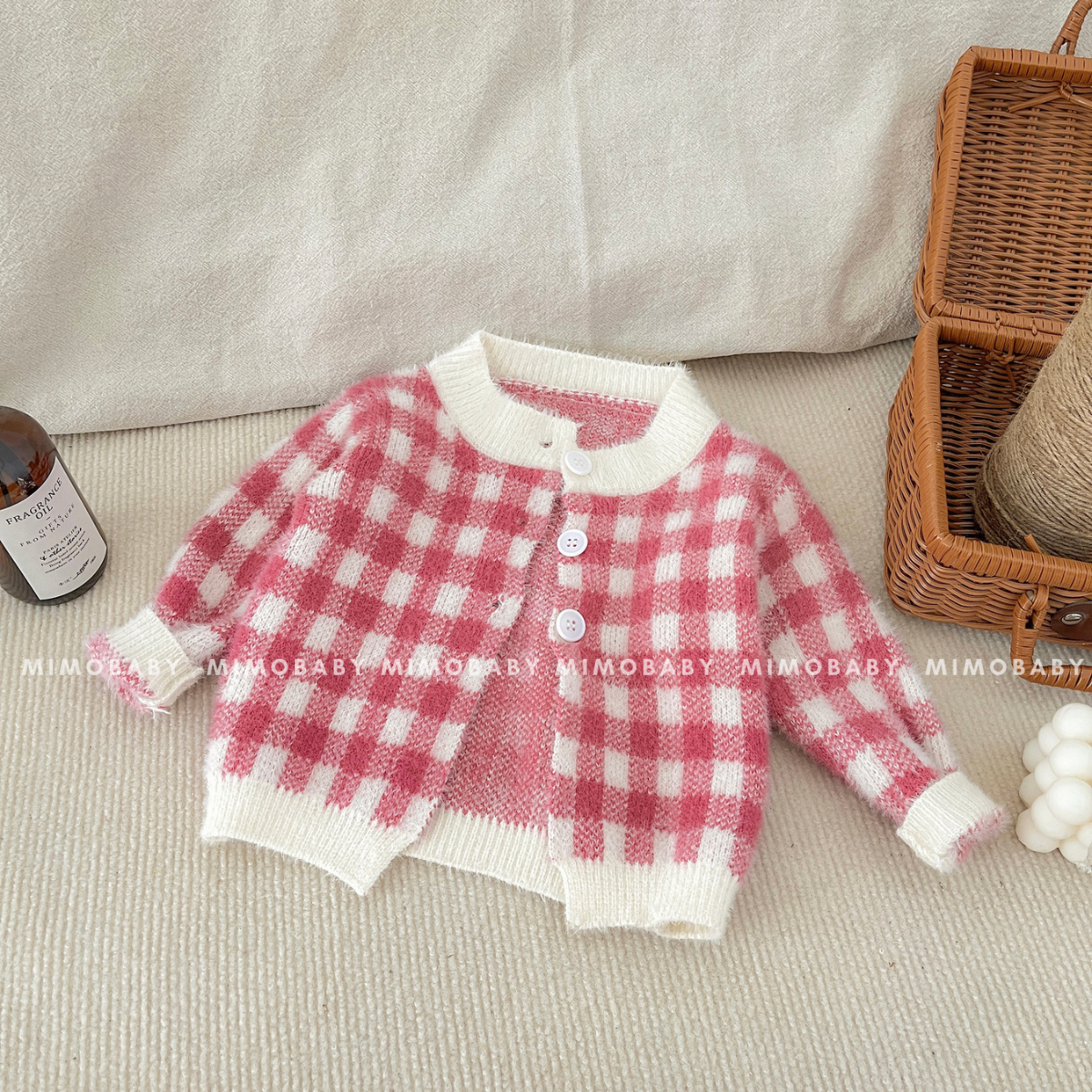 Áo khoác cardigan len yếm len lông thỏ kẻ hồng đáng yêu cho bé gái QA129 Mimo Baby