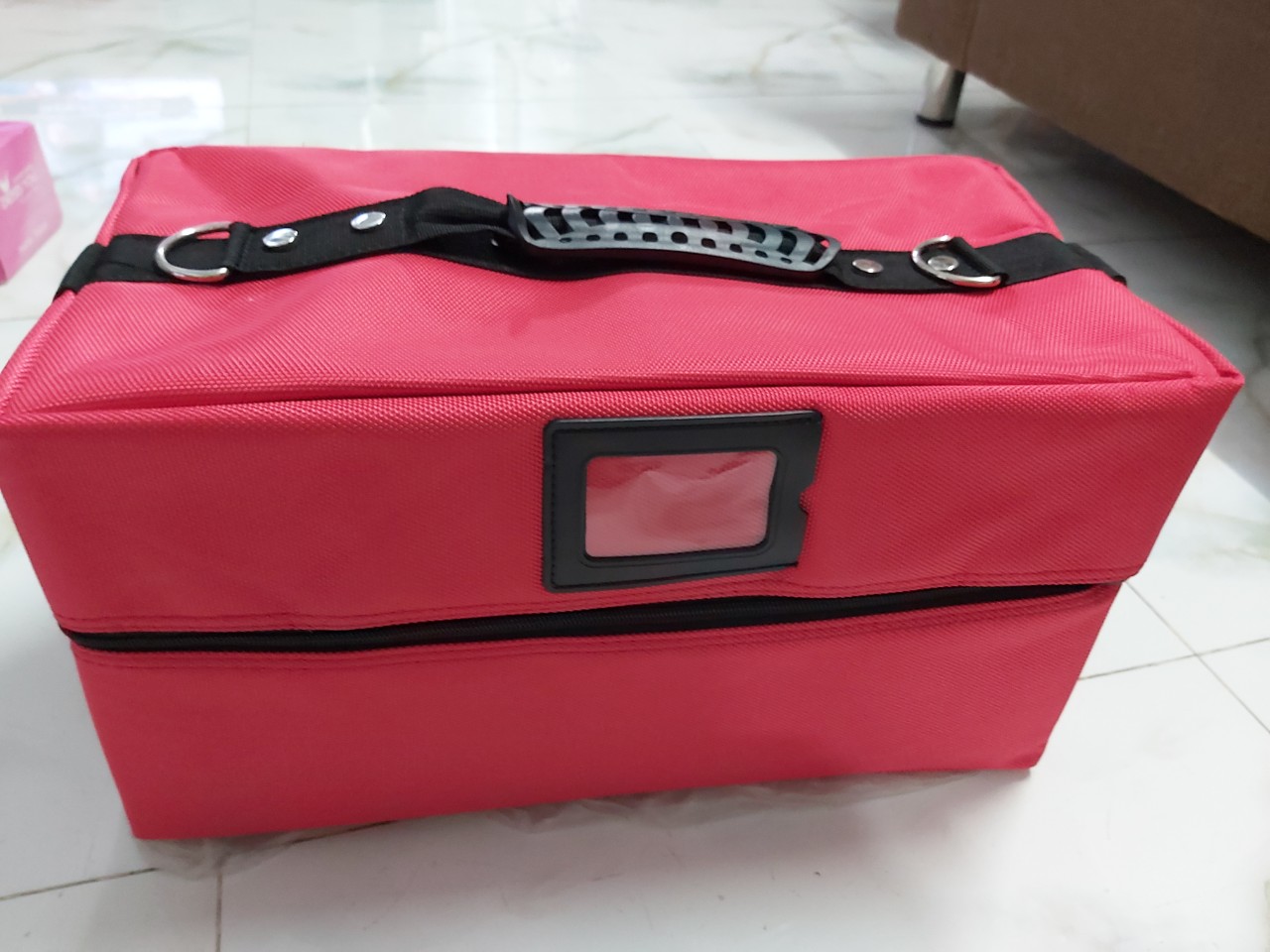 Cốp Trang ĐiểmNail Phun Xăm 2 Màu Size Lớn Chất Liệu Vải Dù Có Quai Đeo Rất Tiện Cho Các Bạn Đi Xe Máy.