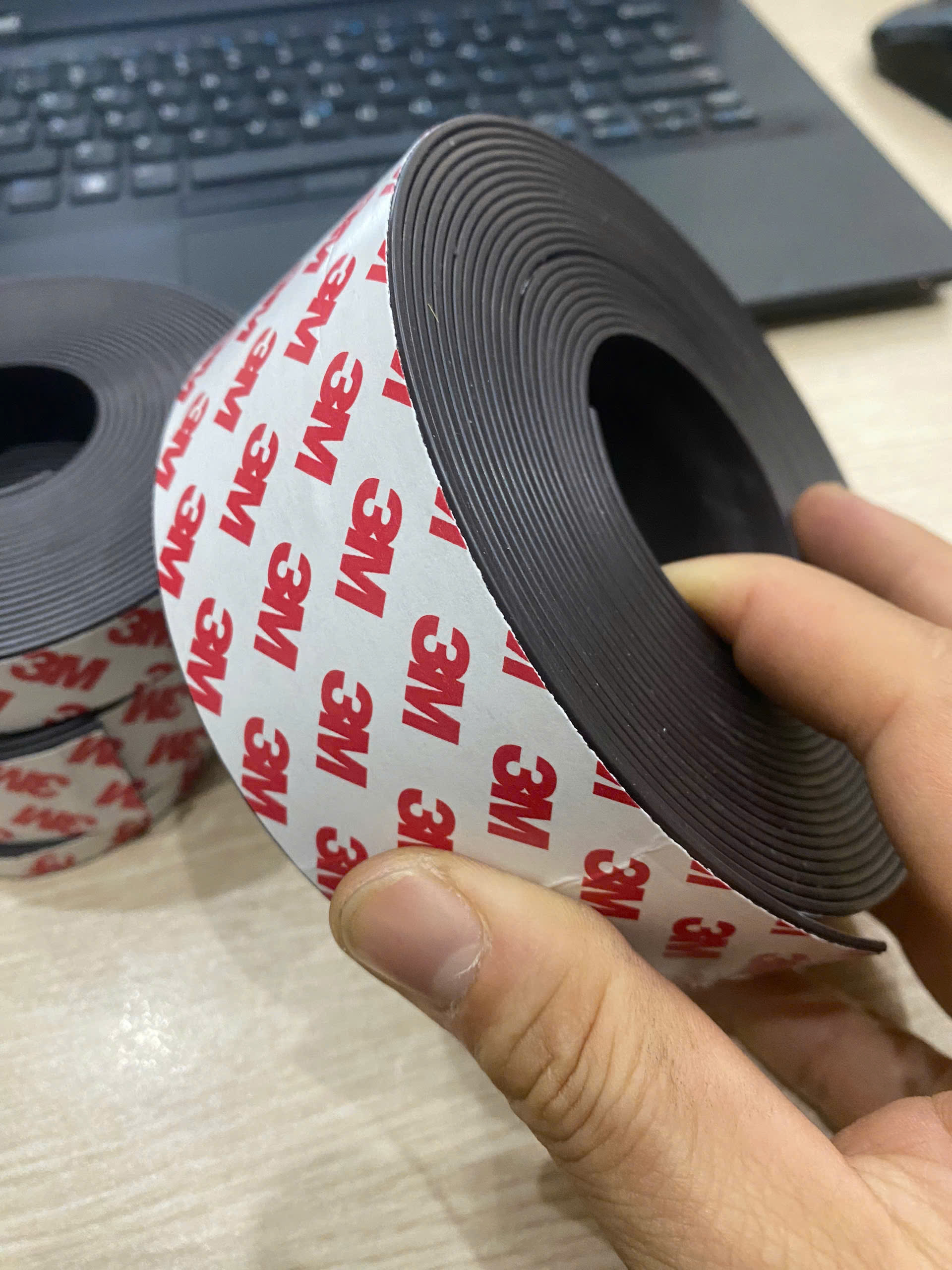 1m nam châm dẻo có băng keo 2 mặt 3M siêu dính làm stem cắt dán bảng từ tủ lạnh