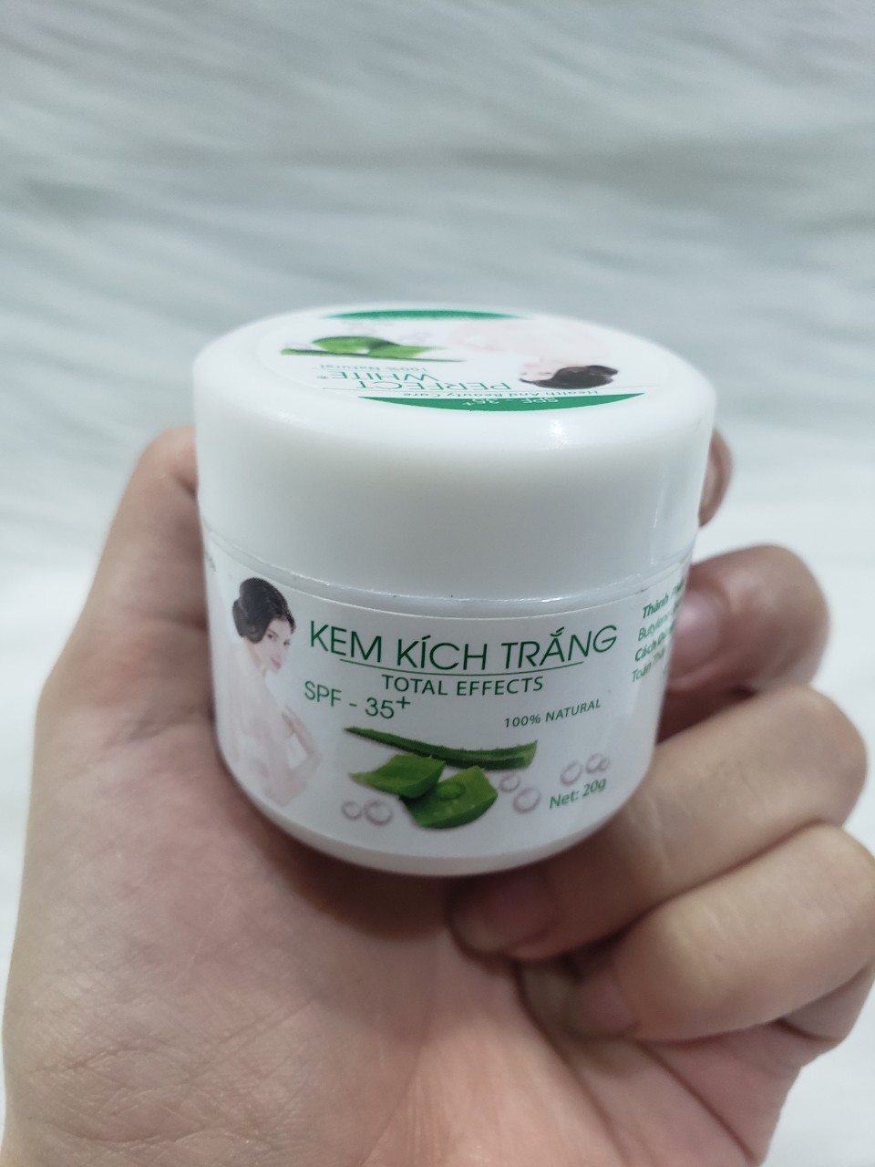 [Hcm]Kem Kích Trắng Body Perfect White Total Effects