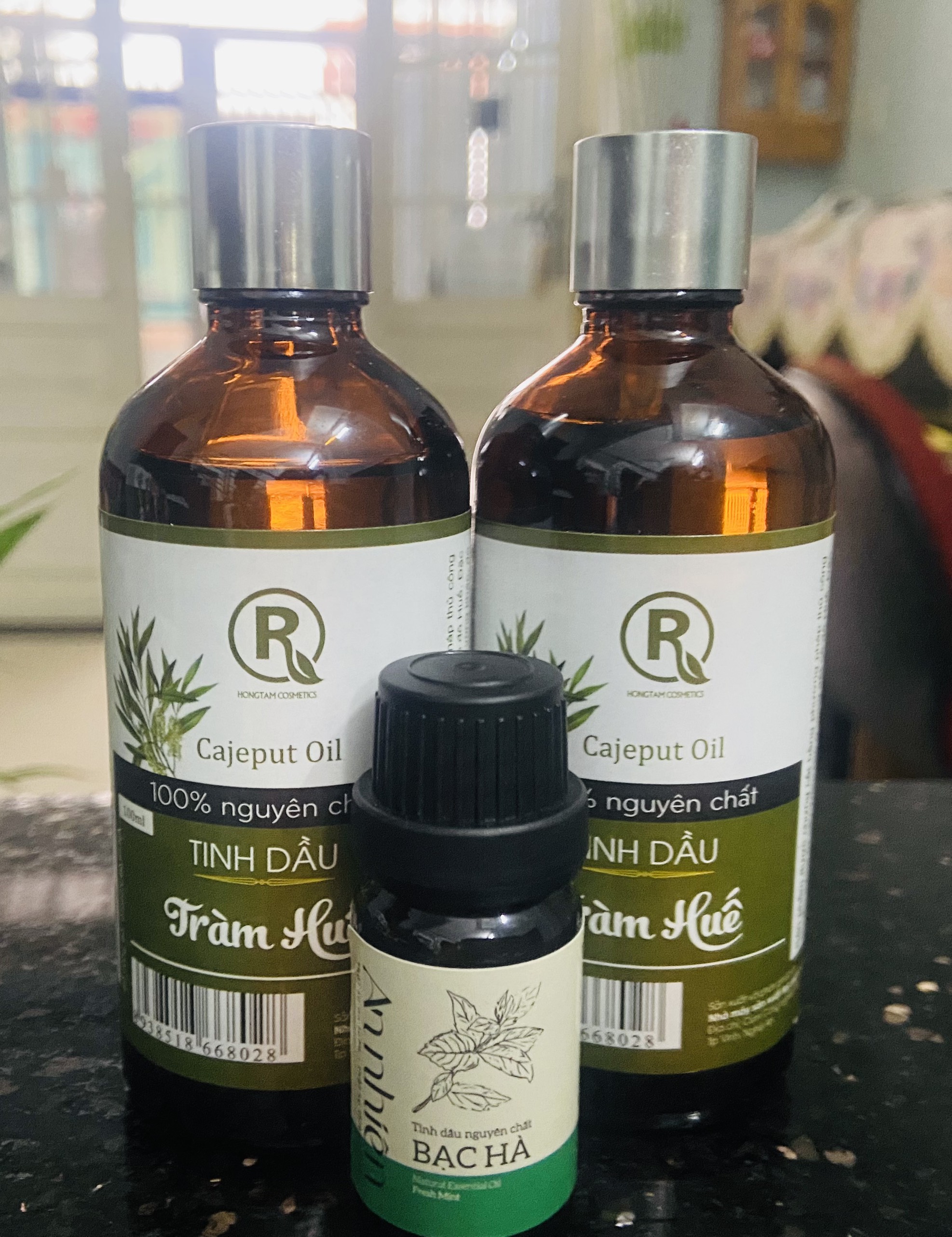 (Tặng 1 chai tinh dầu Bạc Hà 10ml) Combo 2 chai Tinh Dầu Tràm Huế Nguyên Chất dùng cho mẹ và bé I thơm phòng I đuổi muỗi (100ml)