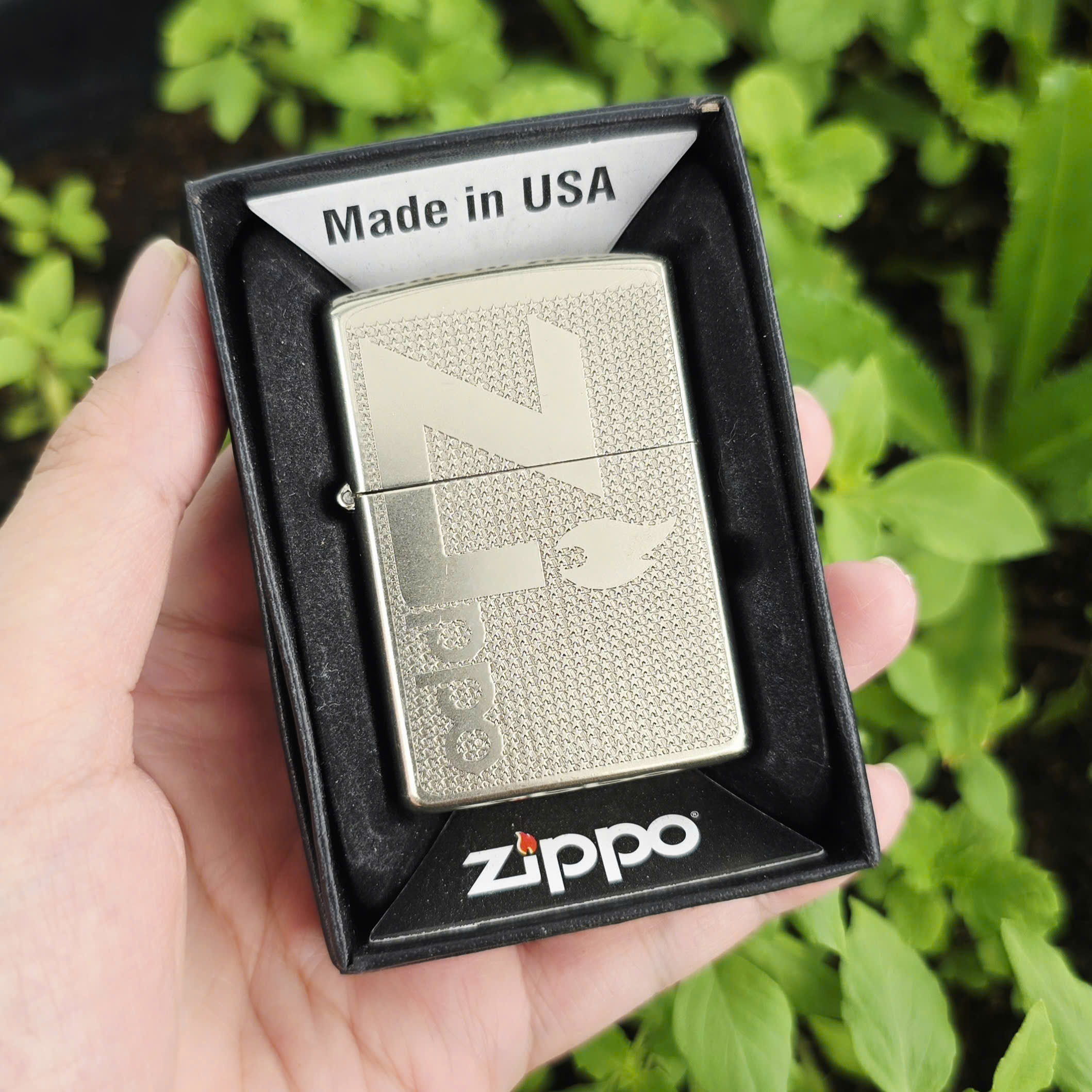 Bật Lửa Zippo Bạc Khối Sterling Logo Chữ Ngang Ăn Mòn 2024 ( Full box - Tặng Đá Bấc) Hột Quẹt Xăng Đ