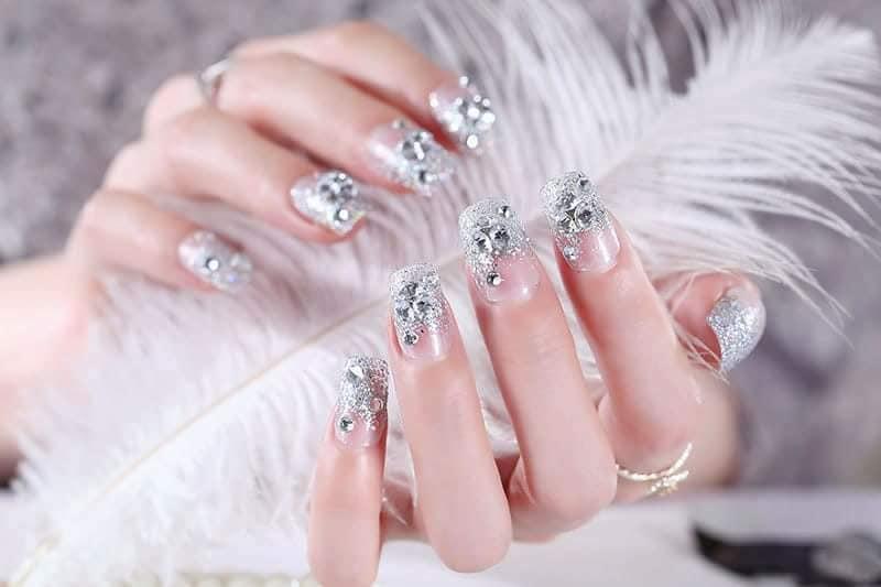 Hộp 24 Móng Tay Giả Nail Giả Móng Giả A85 ( Keo Sẵn Sau Các Ngón Tay )