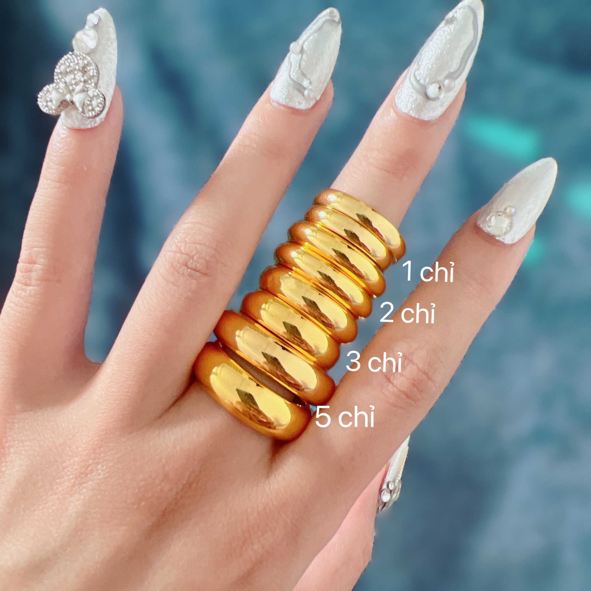 Tại sao bạn nên mua nhẫn tròn ép vỉ 9999 hơn vàng miếng