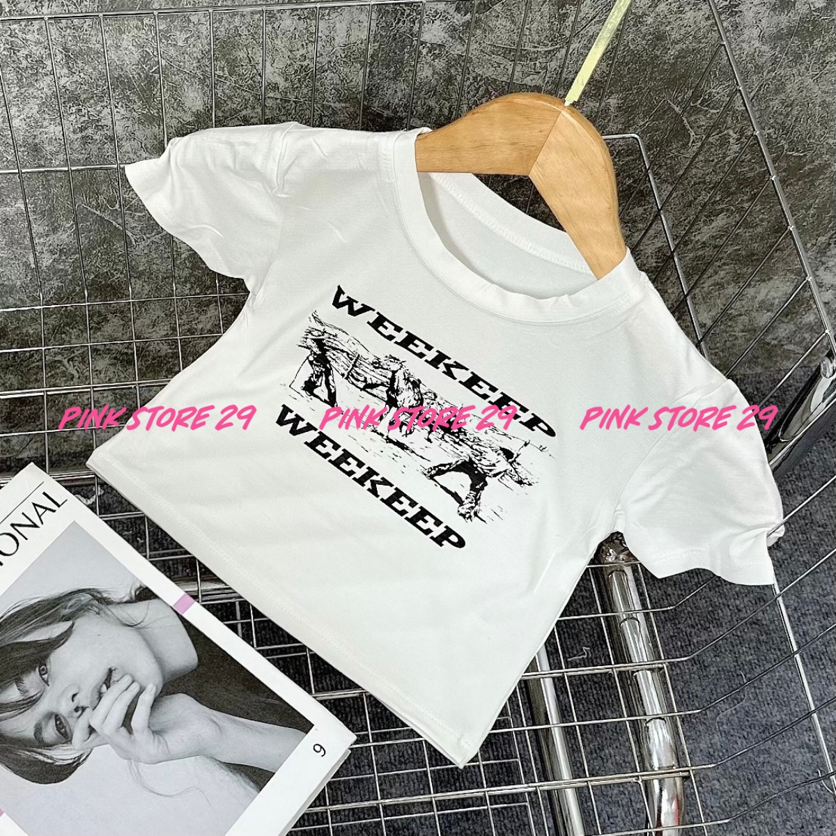 Áo Thun Croptop Ôm Body Nữ Cổ Tròn Tay Ngắn Họa Tiết In Chữ WEEKEEP Rất Cá Tính A5309