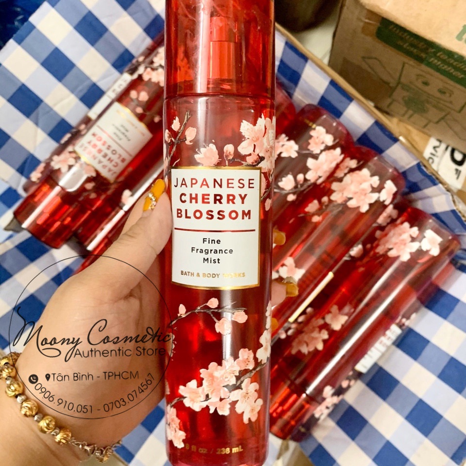 BATH & BODY WORKS JAPANESE CHERRY BLOSSOM MIST 236ML