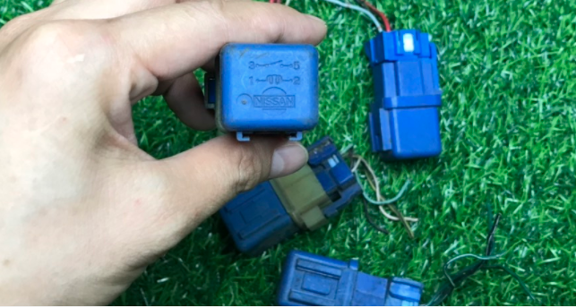 pHỤ TÙNG Ô TÔ SECONHAND RƠ LE NISSAN 4 CHÂN 12V ( ĐẤU CÒI ĐẤU ĐÈN ) HỖ TRỢ LẮP RÁP TẠI HÀ NỘI