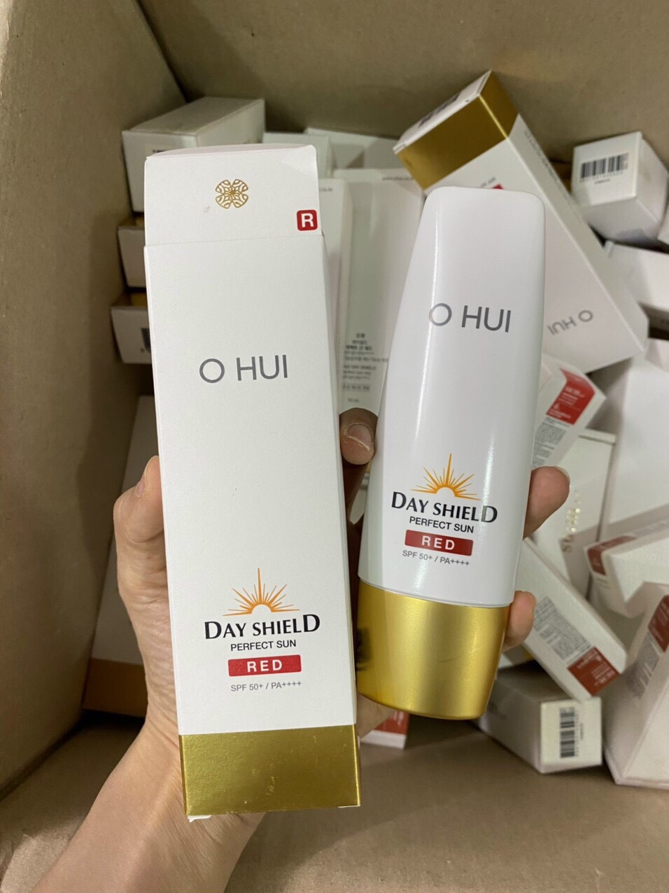 [Chính Hãng]Kem Chống Nắng Ohui Day Shield Perfect Sun Red 50Ml Spf 50+/Pa+++Chống Tia Tử Ngoại Uva Uvb Nâng Tone Cho Làn Da Sáng