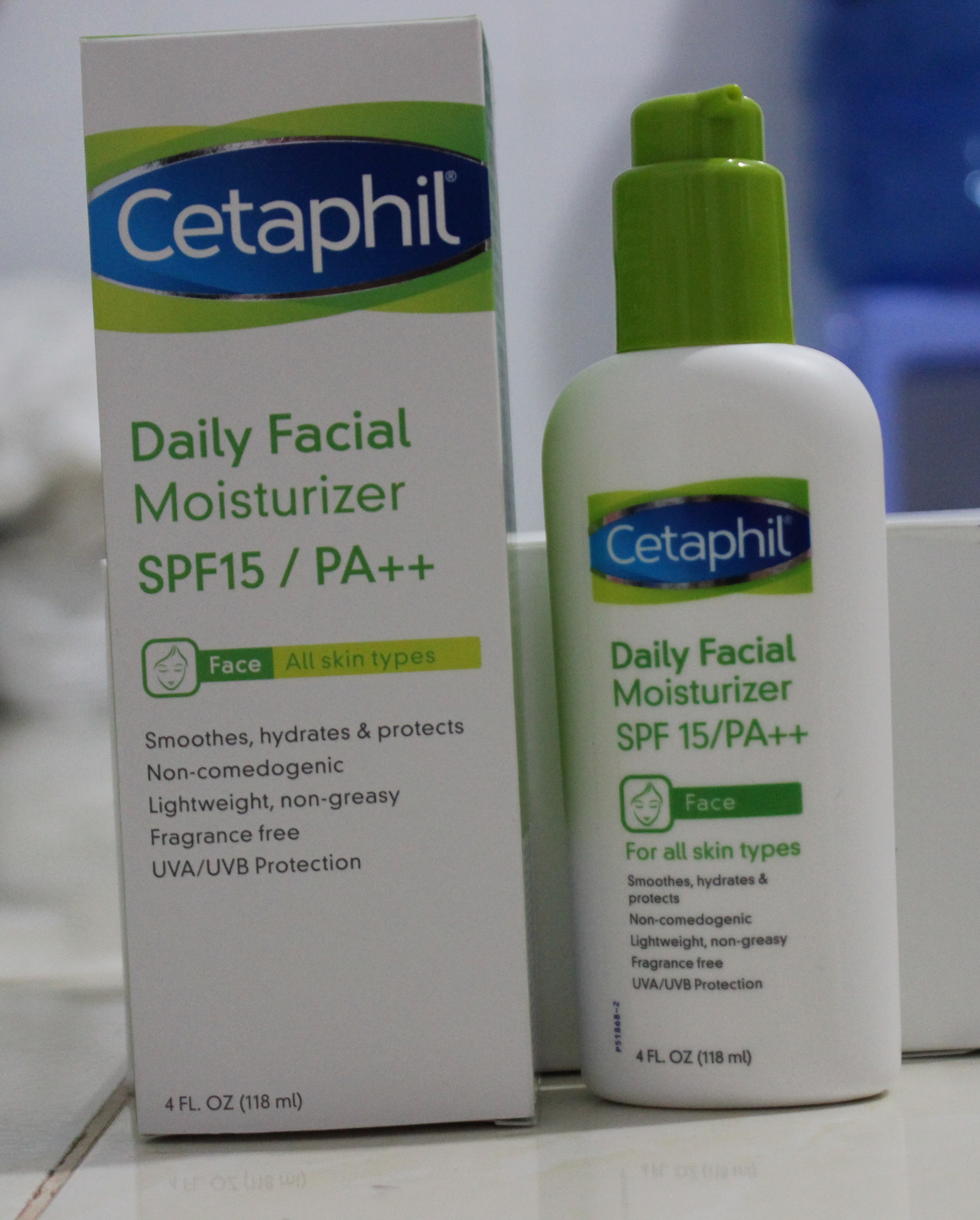 Kem Chống Nắng Cetaphil Dưỡng Ẩm Hằng Ngày Cho Da Mặt Spf15/Pa++ 118Ml