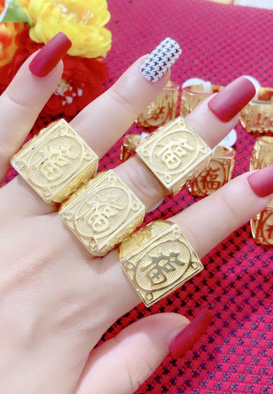 Nhẫn nam chạm chữ Phúc mạ vàng 18 siêu đẹp