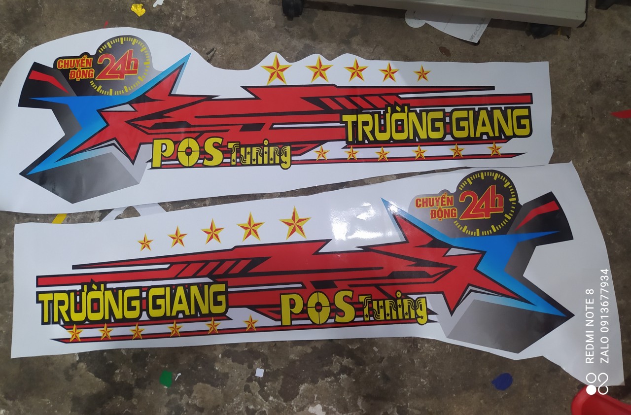 Cặp tem decan sao trang trí cánh cửa xe tải trường giang