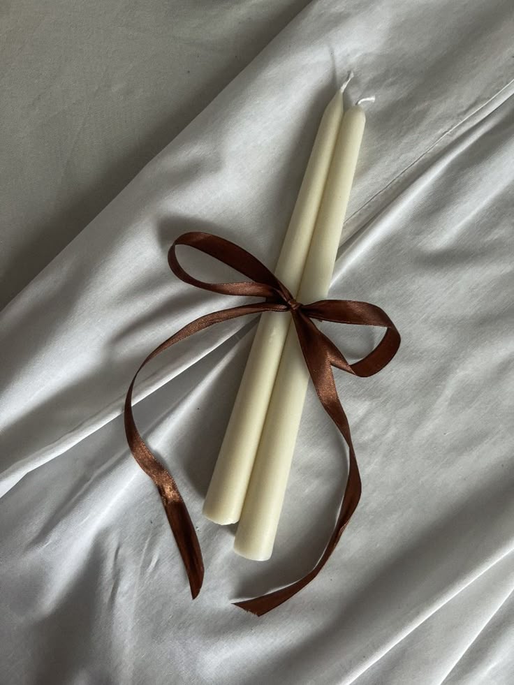 Nến trụ trơn - Taper candle 26x2.2 cm