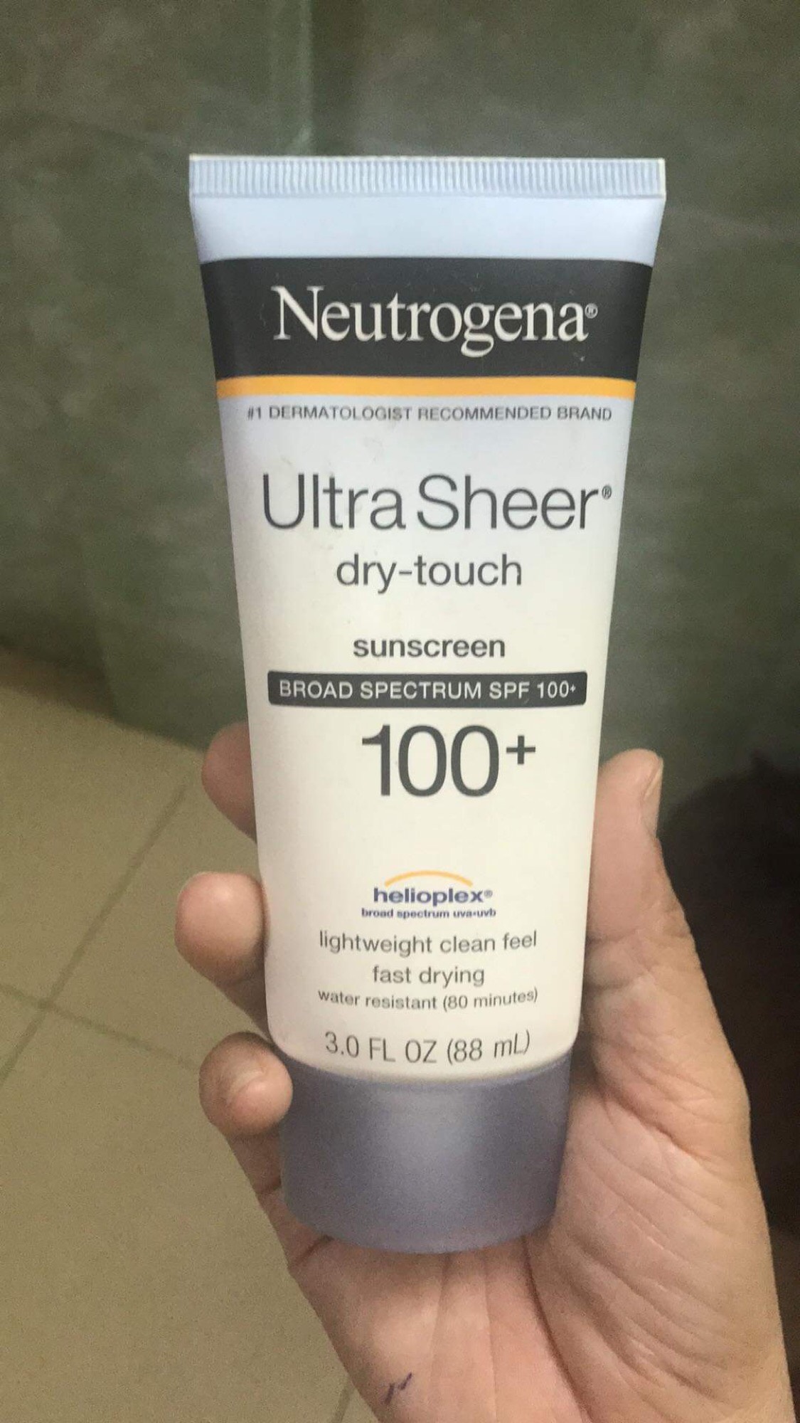 [Hcm](Mẫu Mới)Kem Chống Nắng Neutrogena Ultra Sheer Spf 100 (88Ml)