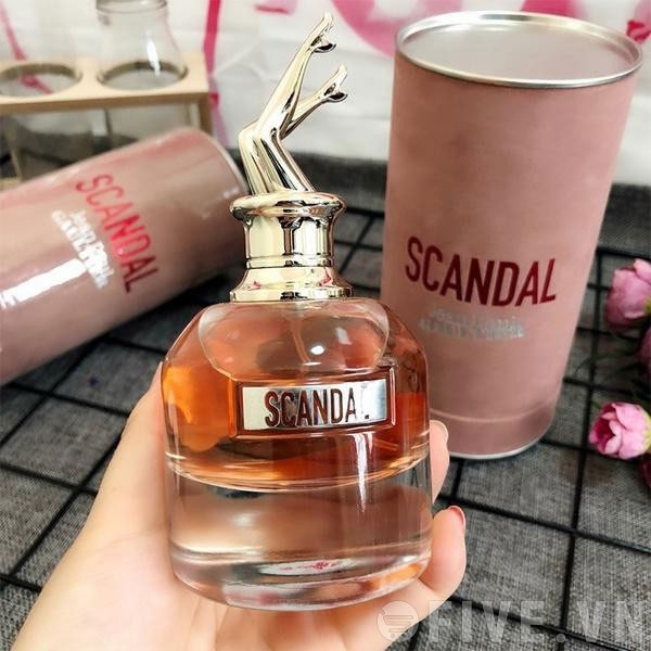 [Hcm]Nước Hoa Chân Dài Scandal