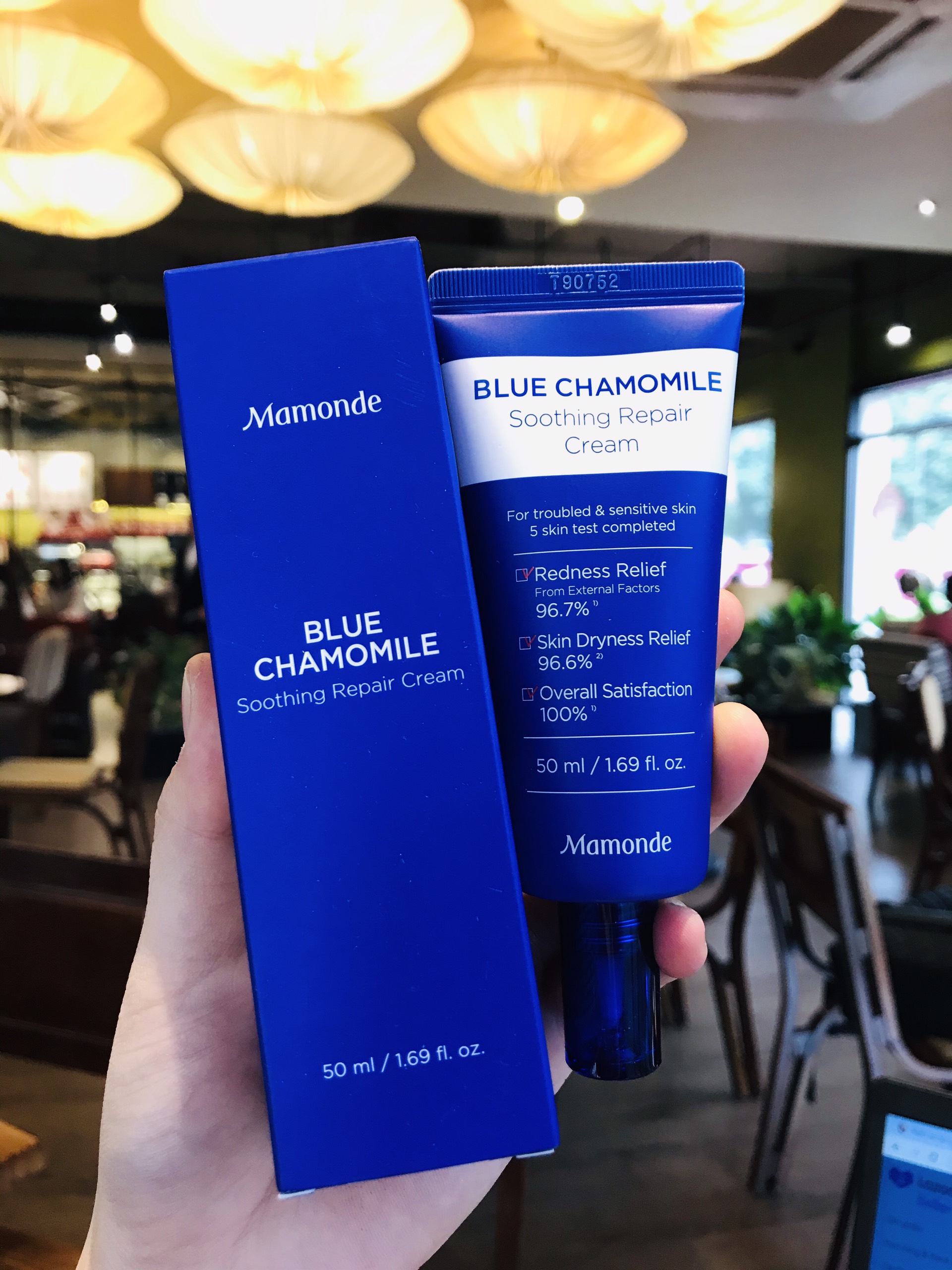 Kem Dưỡng Mamonde Blue Chamomile Soothing Repair Cream 50ml Phục Hồi Và Làm Dịu Cho Da Nhạy Cảm