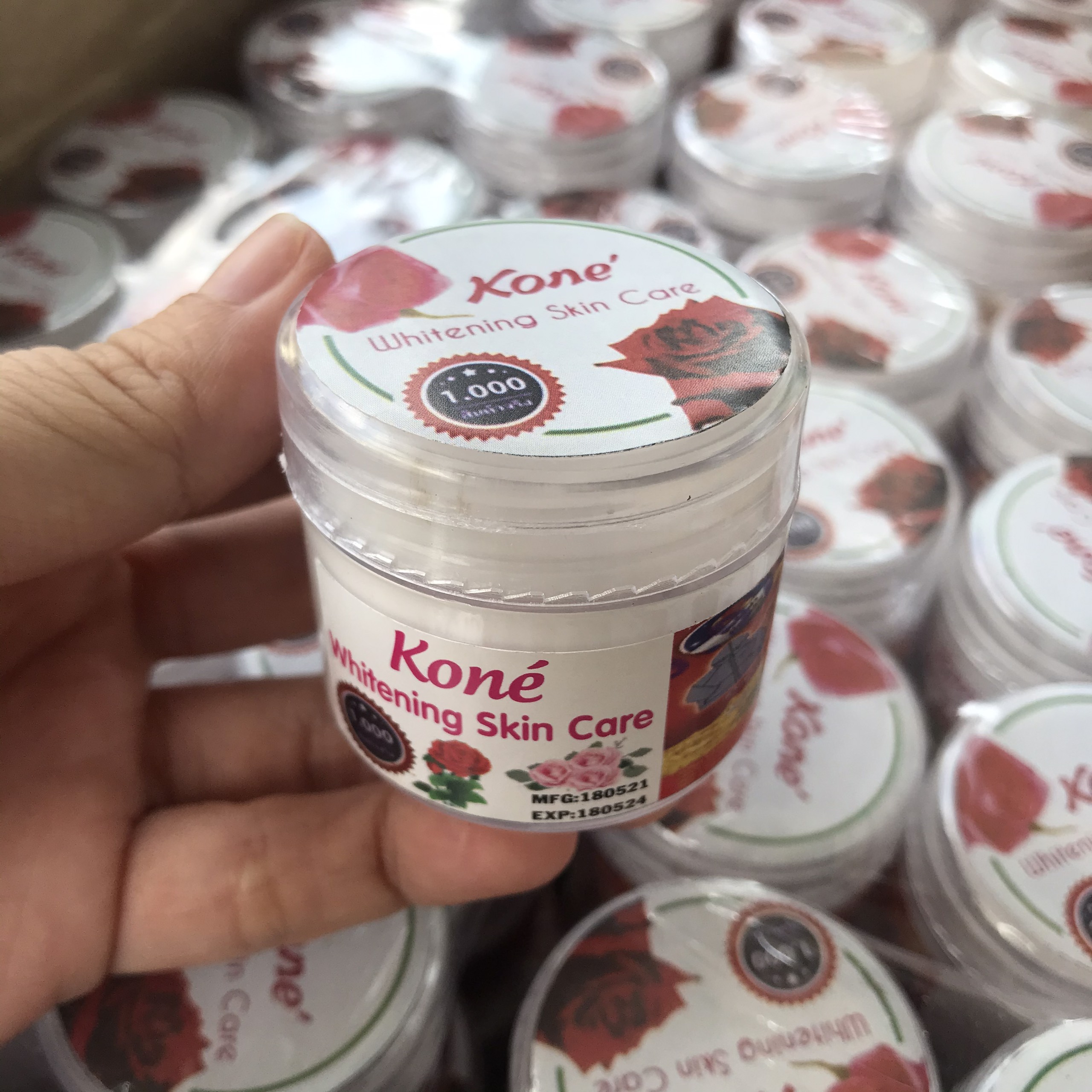 KEm kích trắng kone thái lan