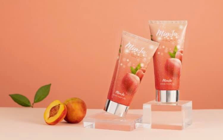 KEM ĐÀO DƯỠNG TRẮNG DA BODY MINSU PEACH WHIPPING TONE-UP CREAM