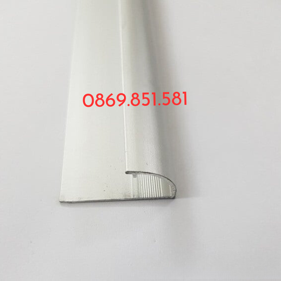 Nẹp nhôm ốp góc nẹp bo góc gạch dày 12ly thanh dài 2m5 YC12