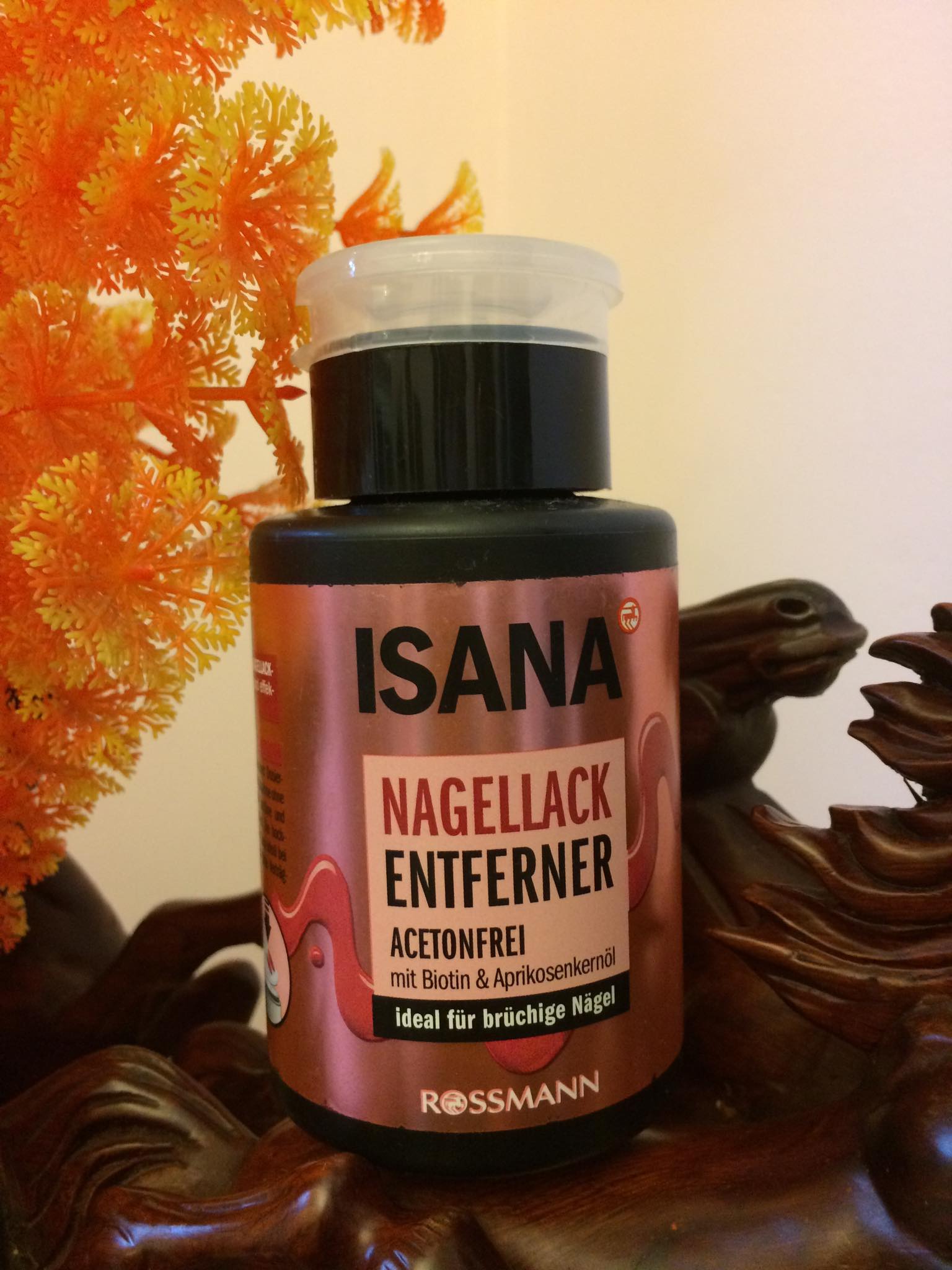 Tẩy sơn móng tay Isana Acetonfrei 175 ml