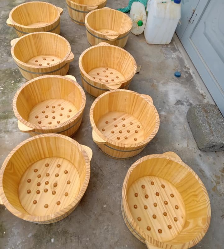 Chậu ngâm chân gỗ thông chậu gỗ ngâm chân có hạt masager