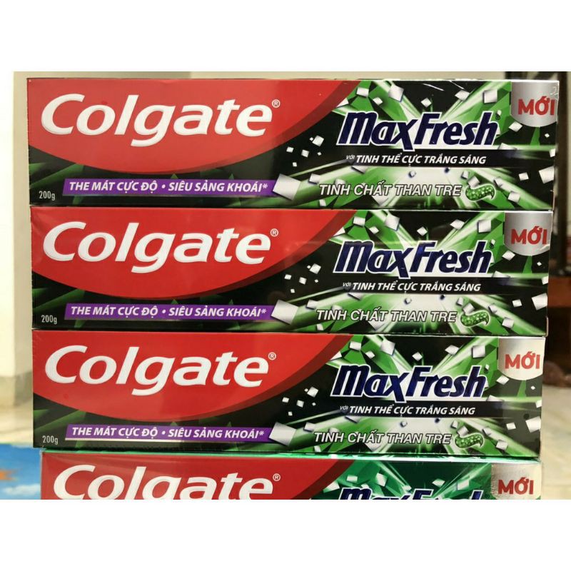 Kem Đ&Aacutenh Răng Colgate Maxfresh Bamboo Charcoal 200G Than Hoạt T&Iacutenh