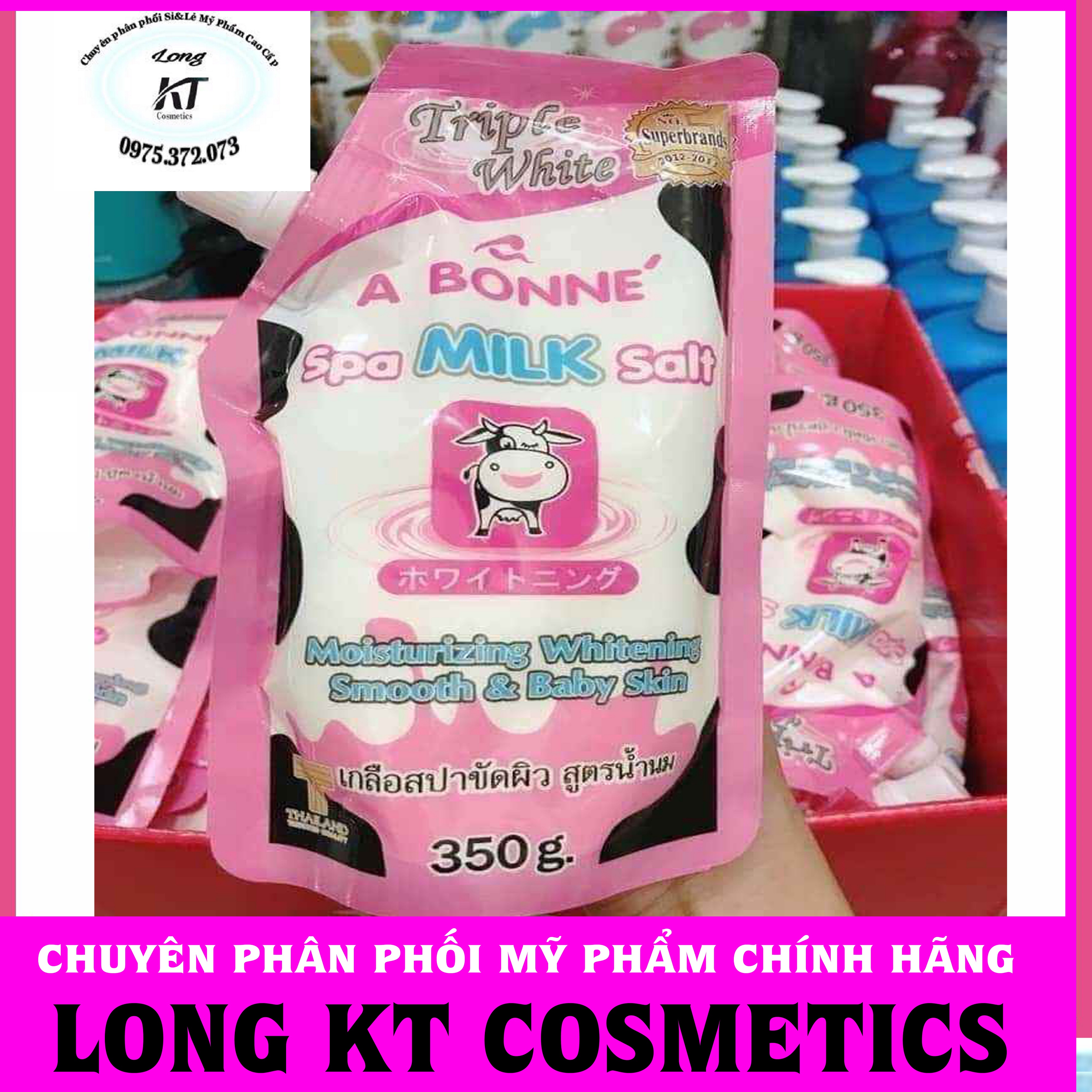 Muối Tắm Sữa Bò Thái Công Dụng: - Muối Tắm Vitamin E Và Glycerin Tái Tạo Da Mới Cân Bằng Độ Ẩm Cho Da Mềm Mại Mịn Màng. - Có Tác Dụng Giải Độc Trên Da Làm Sạch Nấm Mốc Nứt Nẻ Gót Chân Nước Ăn Chân.