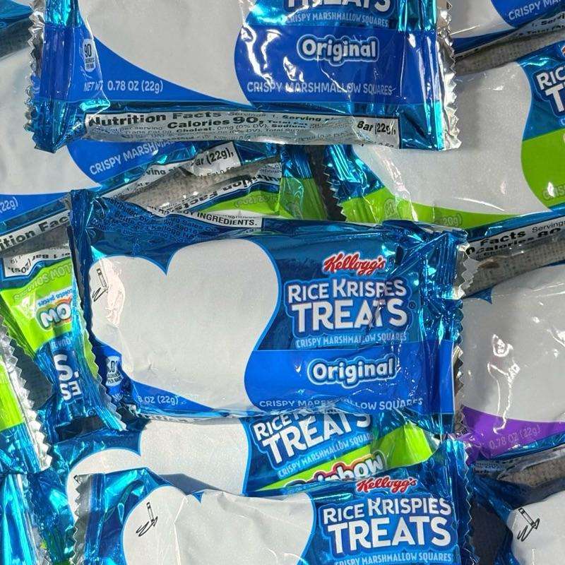 Bánh cốm gạo giòn Rice Krispies Treats – 3 vị: Original truyền thống Rainbow kẹo sắc màu Chocolatey Drizzle socola phủ - Mềm dẻo Giòn rụm Ngọt dịu Dễ ăn