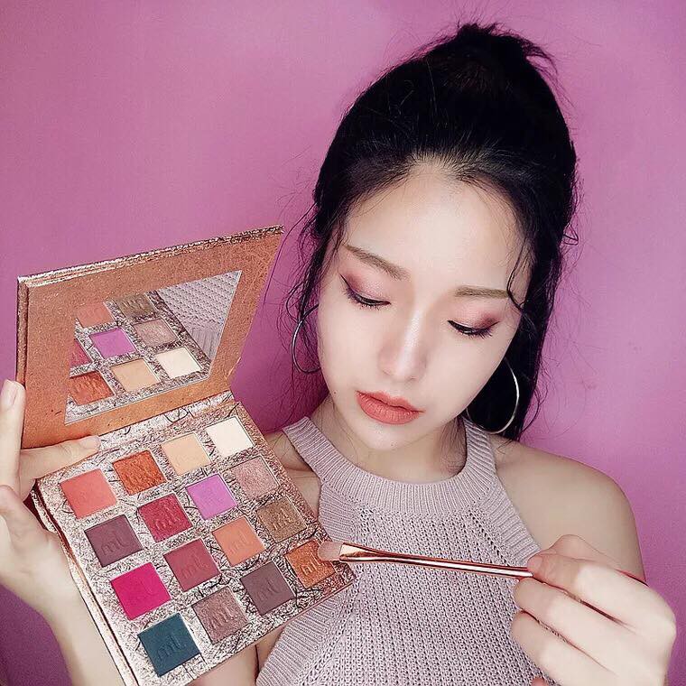 Bảng Phấn Mắt Jeanmiss