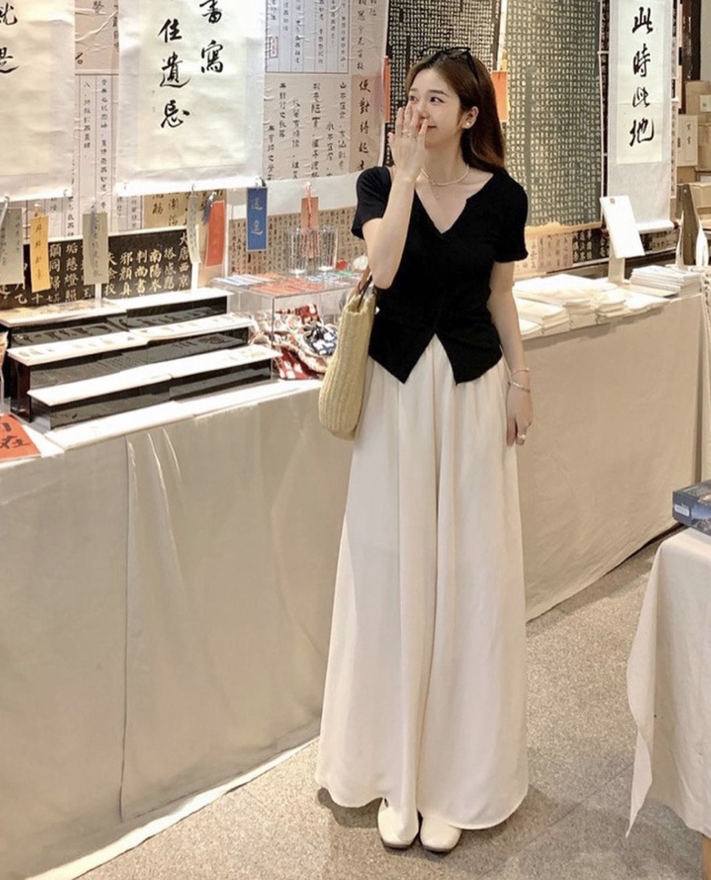 Set áo thun kiểu ren kèm quần ống suông rộng vintage (Ảnh chụp thật) 💟 set đồ kiểu nữ💟 set quần suông tiểu thư- Thanh Boutique - Lady dress