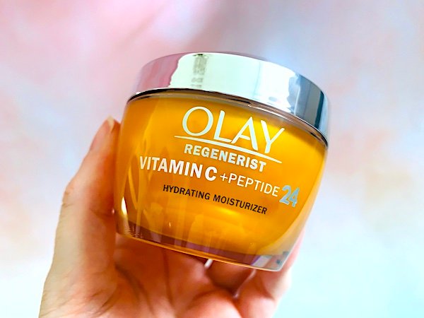 Kem dưỡng da Olay vitamin C peptide 24 hydrating moisturizer 48g