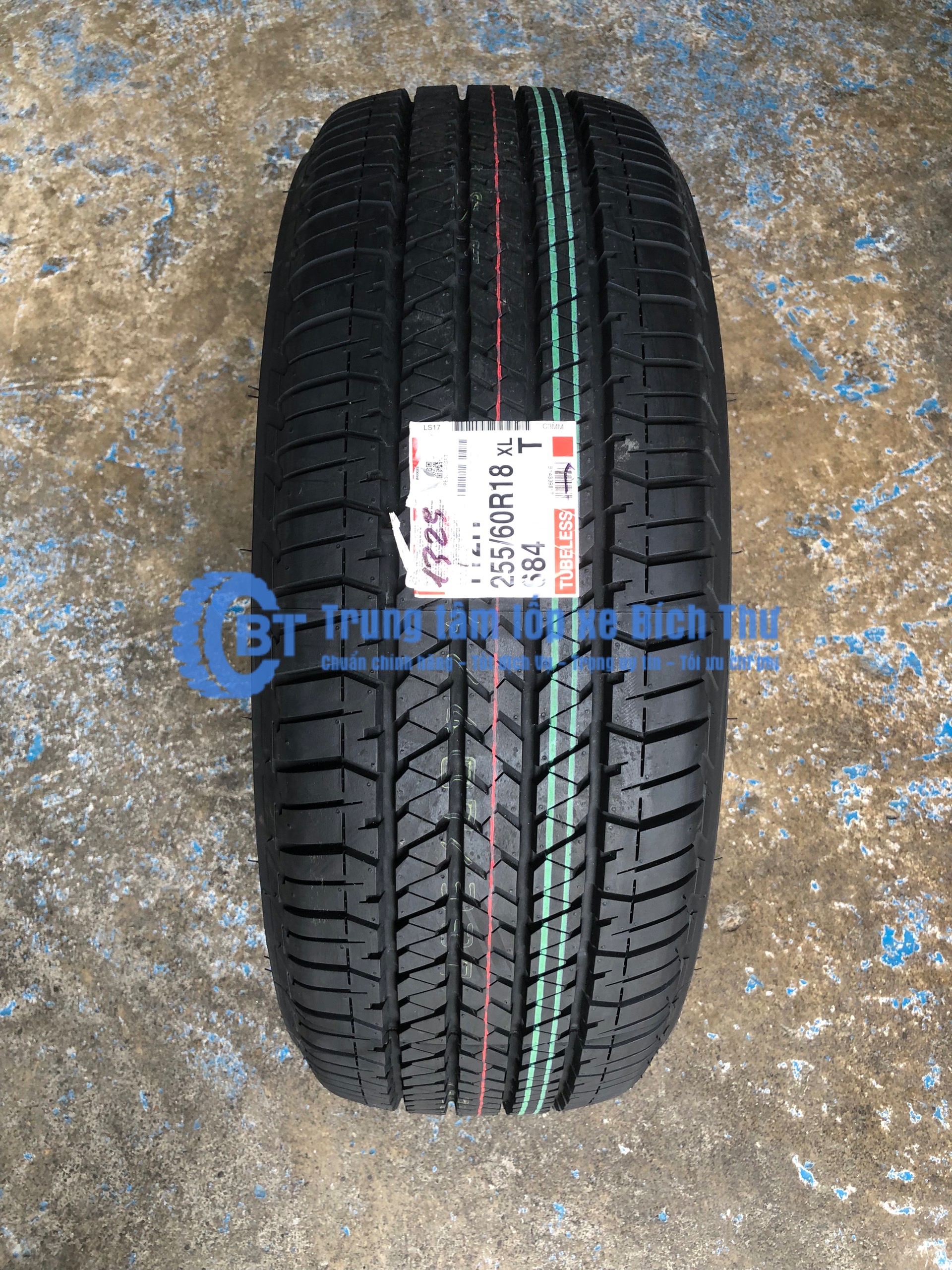 Lốp Bridgestone 255/60R18 D684 Date 2023