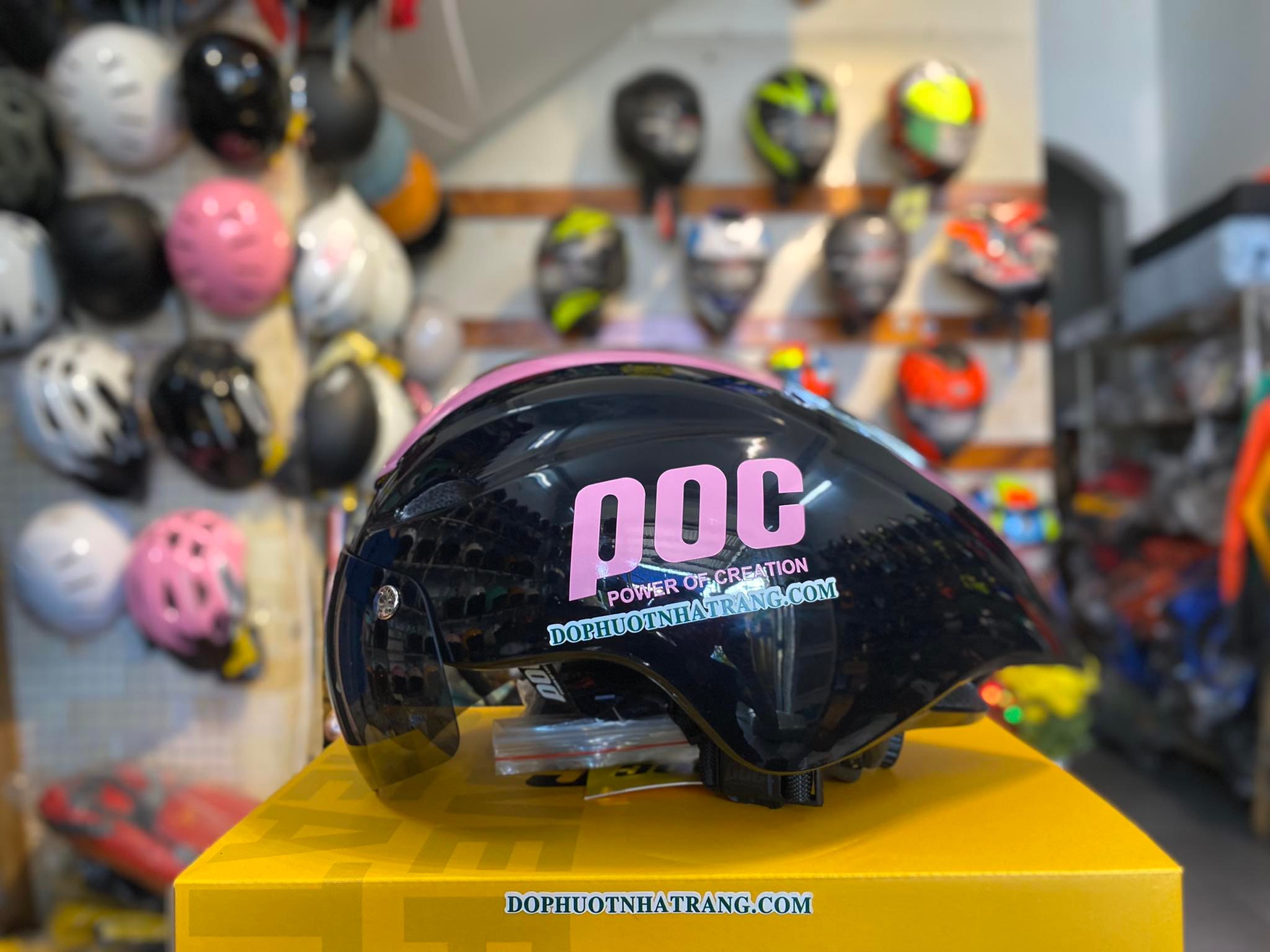Mũ bảo hiểm Poc 01 Nón xe đạp Poc có kính nam châm hàng chính hãng
