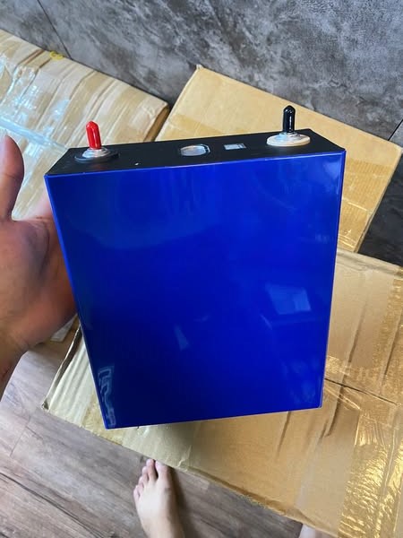 Pin Lithium Battech 3.2V 280Ah Lifefo4 Hàng Mới 100% Chính Hãng