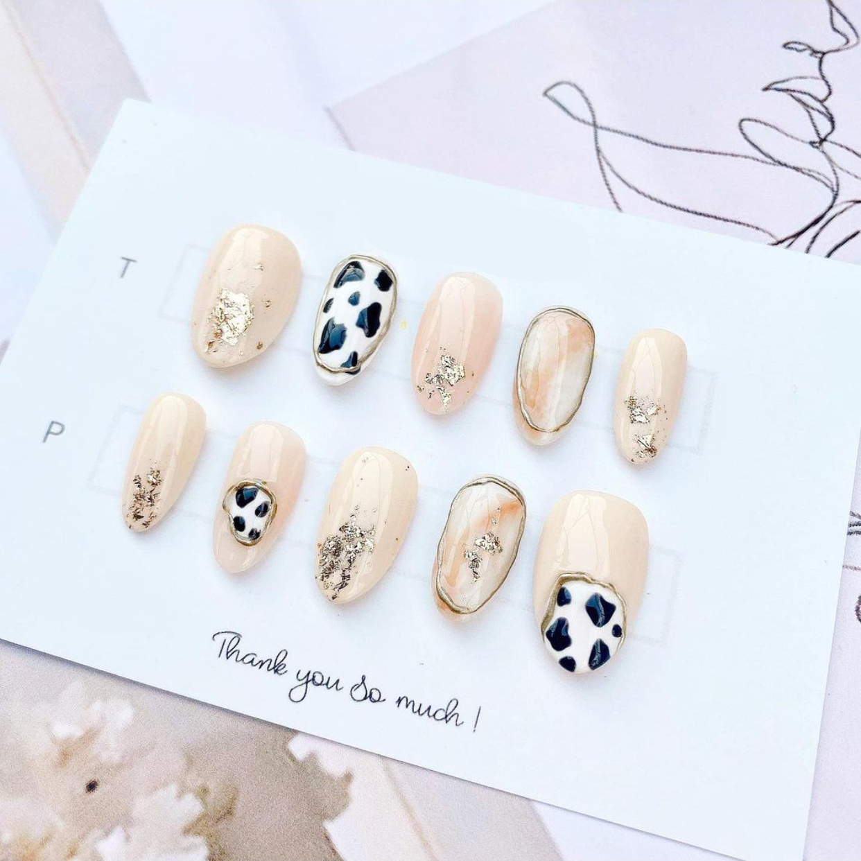 Nailbox Hoạt Tiết Bò Sữa Góc Móng - Móng Giả 12 Ngón - A187