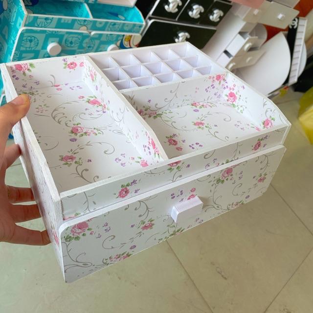 [HCM]Kệ đựng mĩ phẩm 25cm