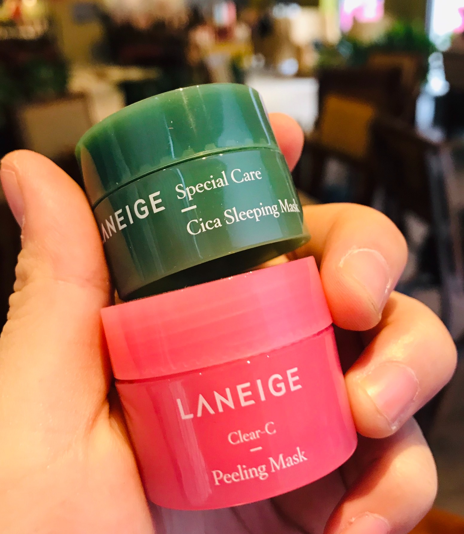 Bộ Tẩy Tế Bào Chết 15Ml Và Mặt Nạ Dưỡng Ẩm Sâu Laneige Cica Sleeping Mask 10Ml