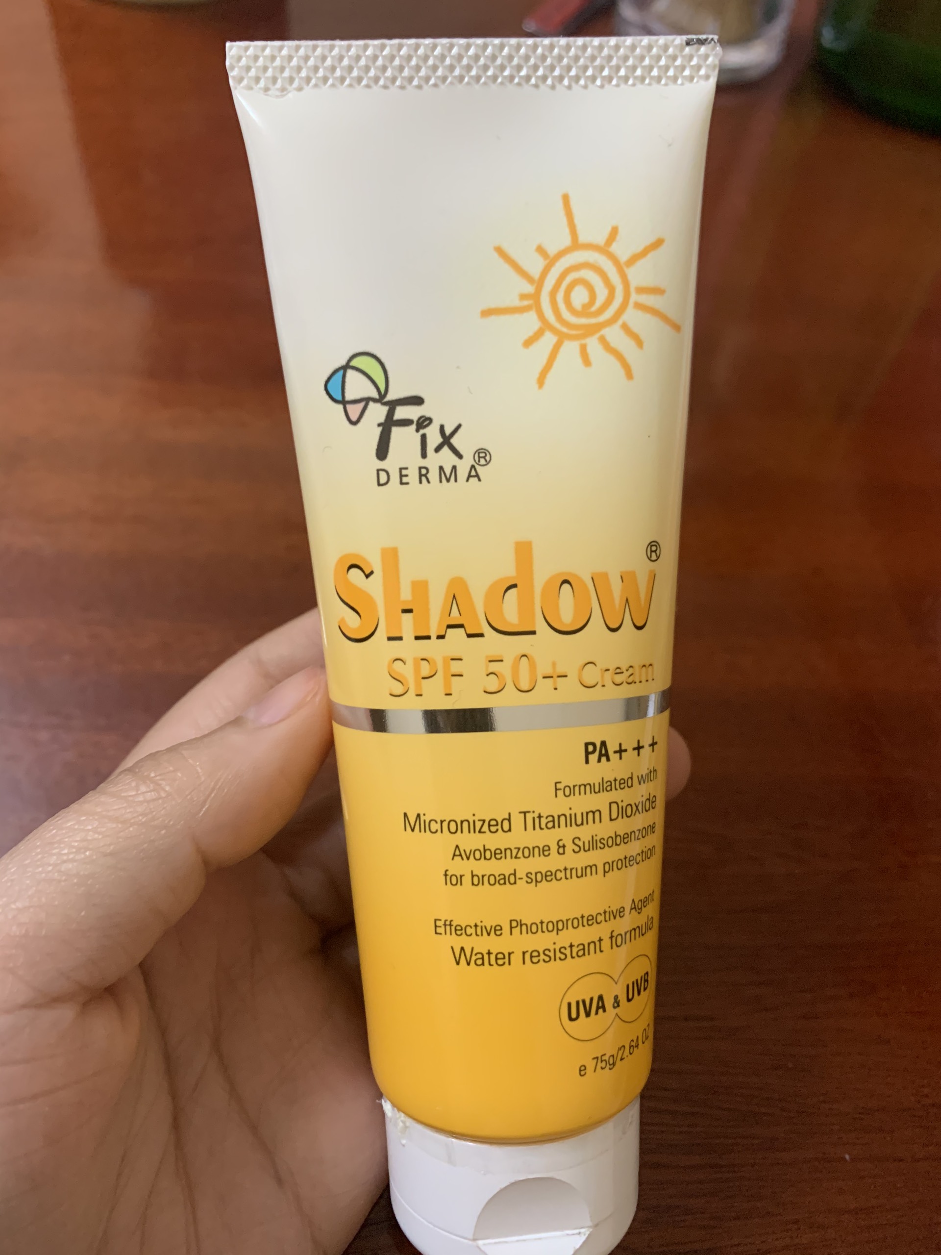 Kem Chống Nắng Fix Derma Shadow 75G Spf50+ Pa+++ [Chính Hãng]