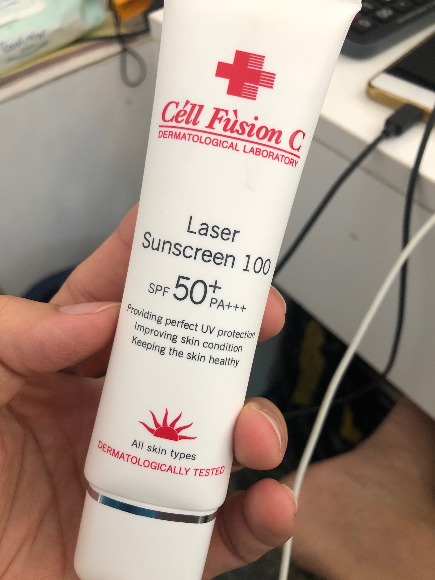 [HCM]Kem chống nắng Cell Fusion C