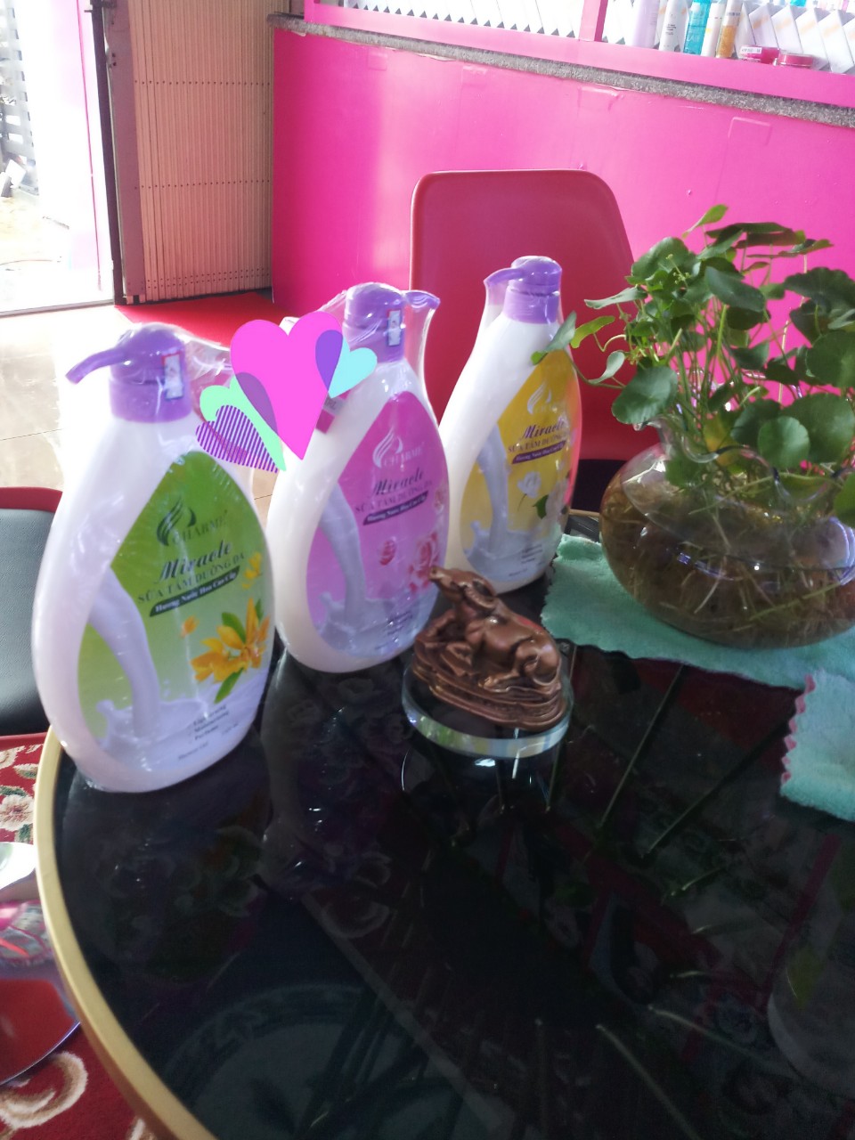 Sữa tắm hương nước hoa Miracle 1000ml (tặng nước hoa)