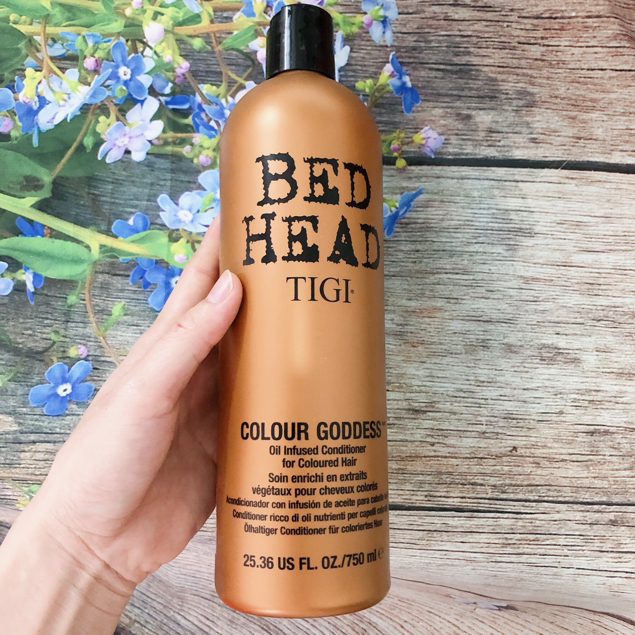 [Hcm]Dầu Xả Cho Tóc Nhuộm Tigi Bed Head Colour Goddess 750Ml