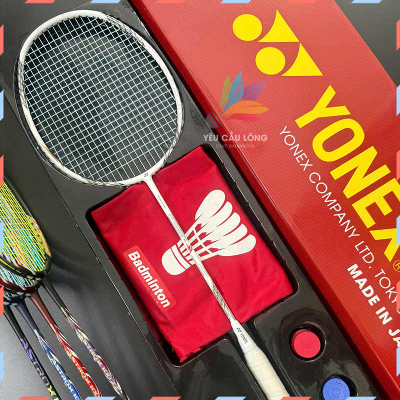 Vợt Cầu Lông Yonex Astrox 100zz Viktor Axelsen Limited Edition 2025 Full Hộp (Kèm 5 Phụ Kiện)