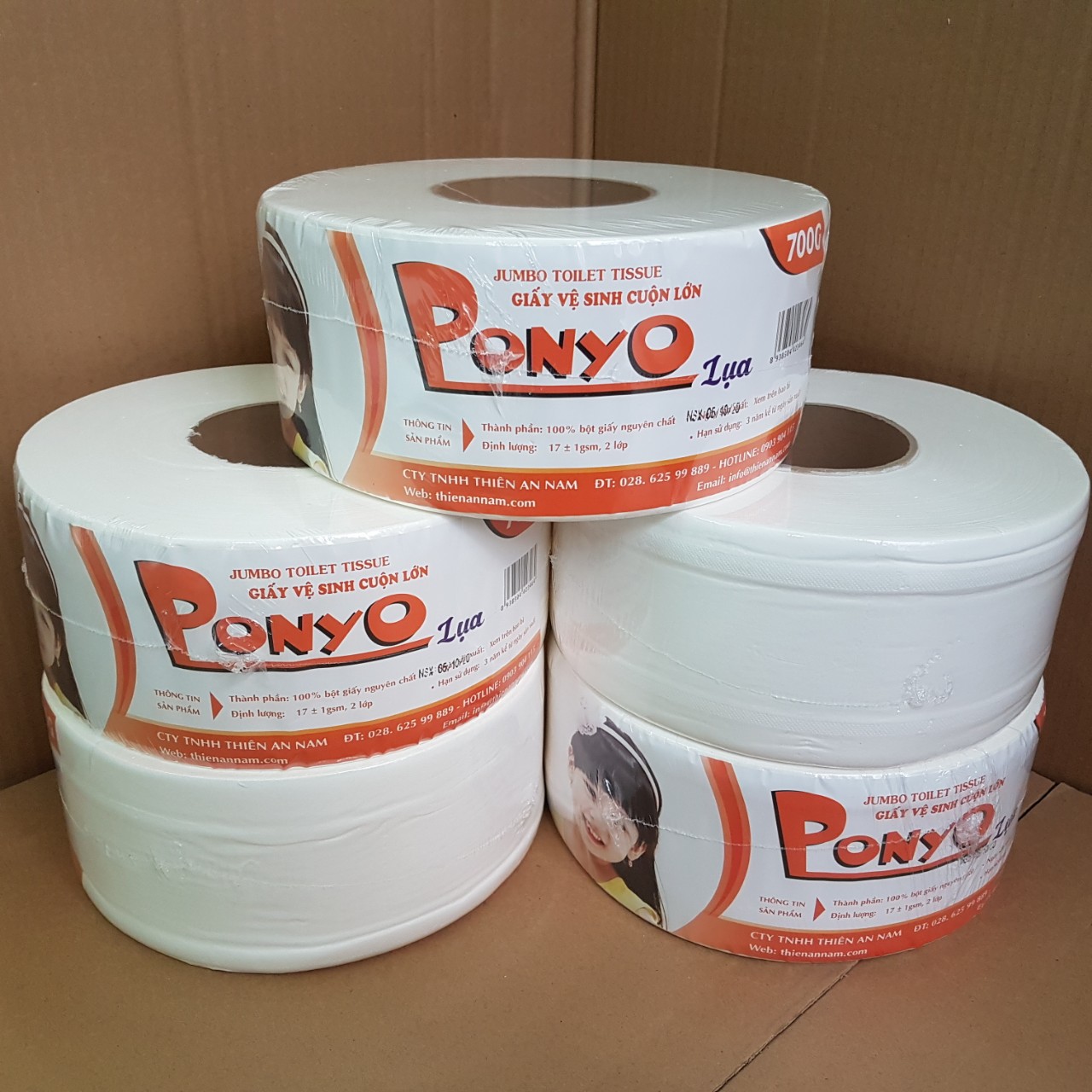 Giấy vệ sinh cuộn lớn siêu mịn PONYO JB700 2 lớp chất lượng cao hoạ tiết trơn 700g