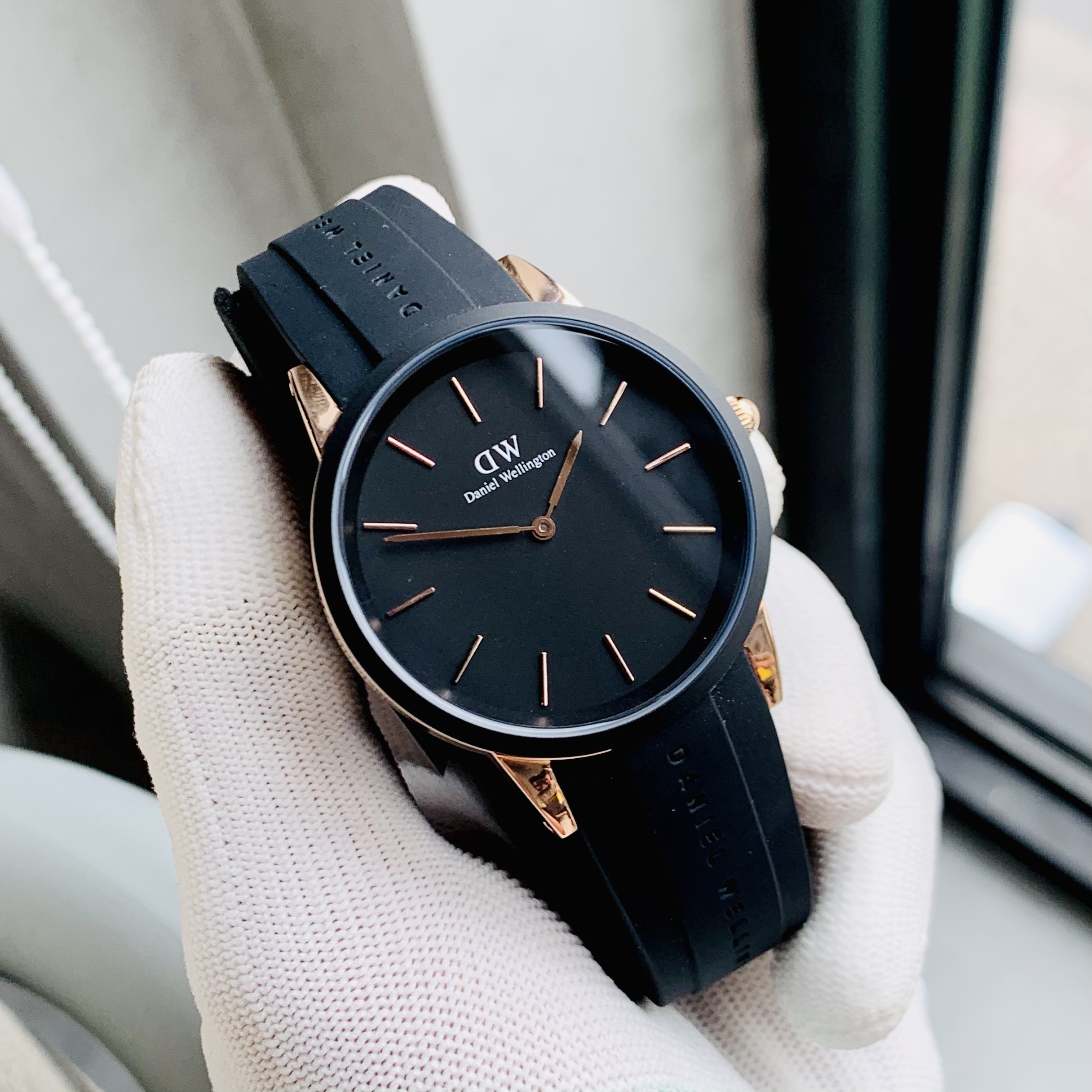 Đồng hồ Nam Daniel Wellington ICONIC MOTION DW00100425 Dây cao su - Size 40mm Full box chính hãng Bả