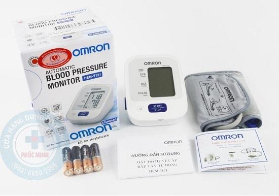 Máy đo huyết áp Bắp Tay OMRON HEM-7121