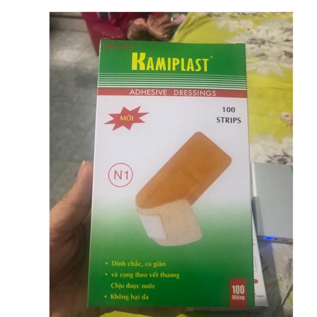 Băng Cá Nhân Kamiplast Ca Nha Xanh La ( 1Hộp 100 Miếng )
