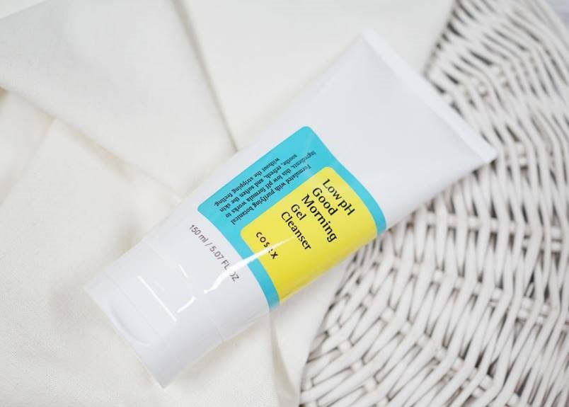 Gel Rửa Mặt Dịu Nhẹ Cosrx Low pH Good Morning Gel Cleanser (150ml)