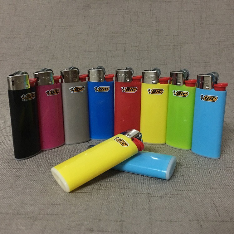 Bật lửa Bic J5 Mini dùng một lần - Thiết kế nhỏ gọn, màu vàng/đen, xuất xứ Pháp