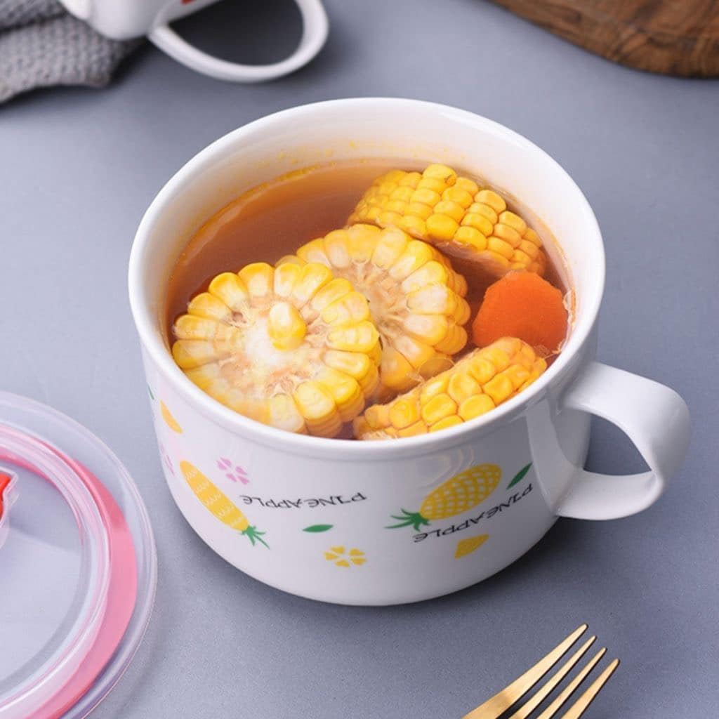 Ca Mì Sứ Có Quai Cầm Kèm Nắp Đậy Chân Không In Hình Ngẫu Nhiên - LY SỨ ĂN MÌ CÓ NẮP ĐẬY