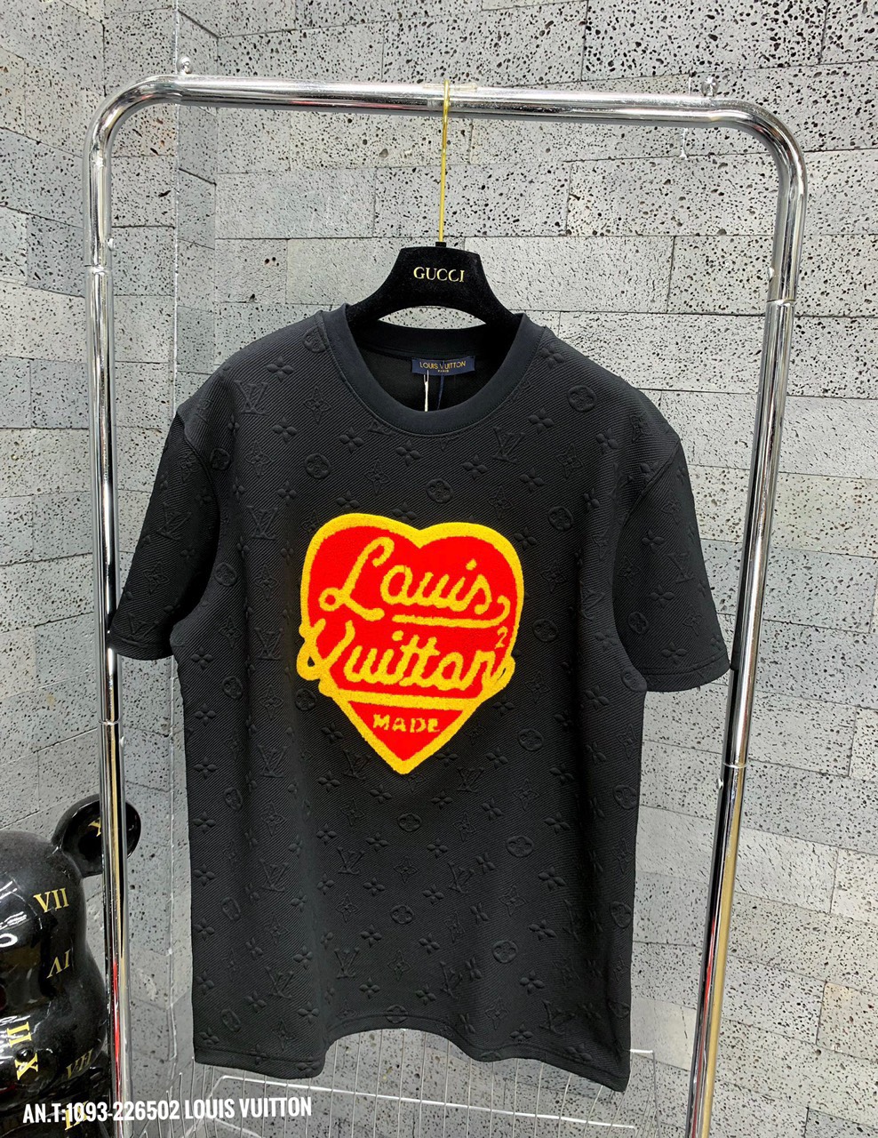 Áo thun nam Louis Vuitton Trắng LV01  LOUIS KIMMI STORE