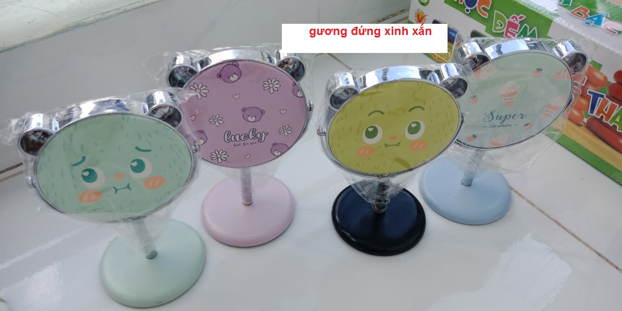 Gương trang điểm xoay để bàn hình tai mèo_loại đứng